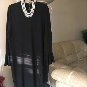 New beautiful bold and stunning black 2X dress